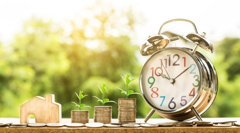 Diving Into Dividends: A Complete Guide for New Investors